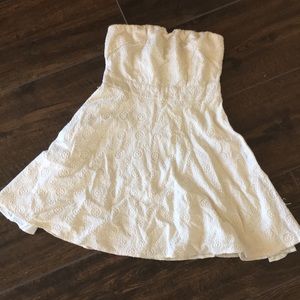 Cream colored mini dress 👗 Urban Outfitters